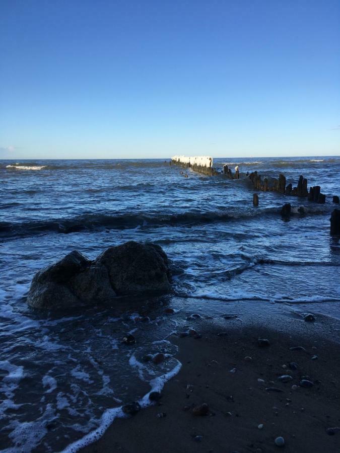 Fewo Am Strand Glowe Eksteriør bilde