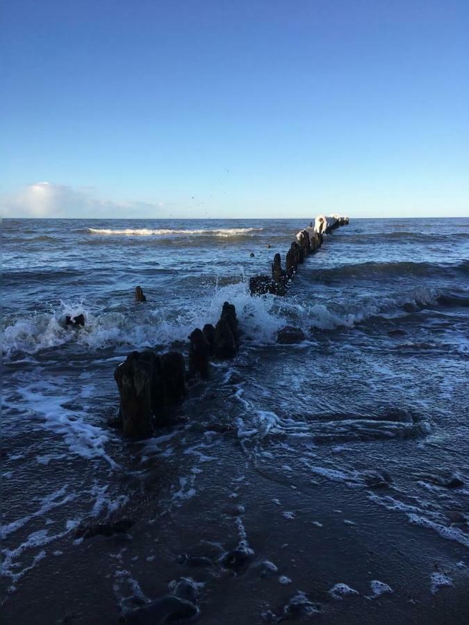 Fewo Am Strand Glowe Eksteriør bilde