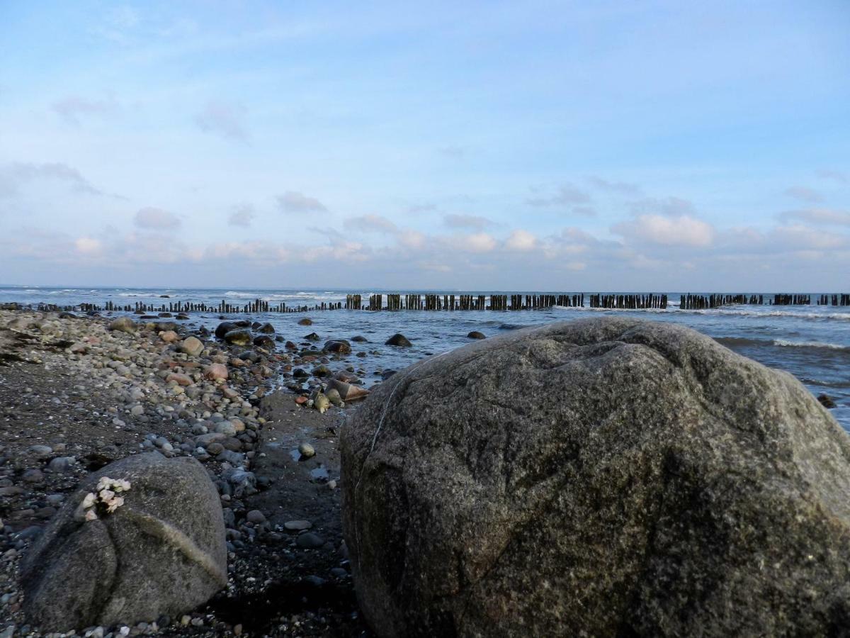 Fewo Am Strand Glowe Eksteriør bilde